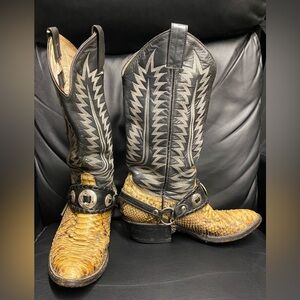 Mens Python skin Cowboy Boots size 6